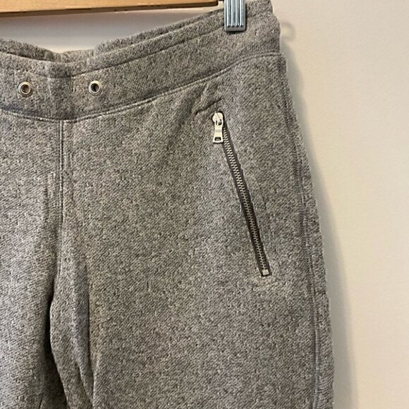 GAP Women's Charcoal Gray  Relaxed Jogger Pants - Picture 4 of 4